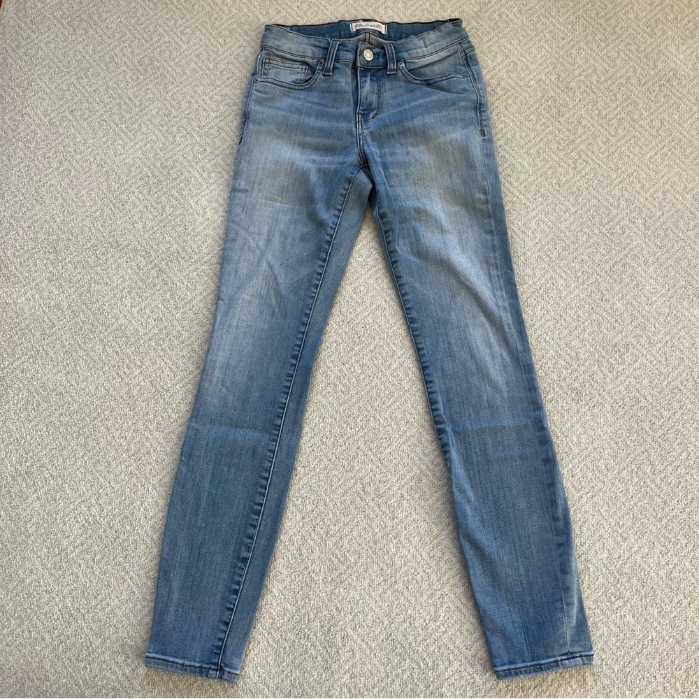 Madewell Skinny Skinny Jean in Lyndon Wash - Picture 2 of 5
